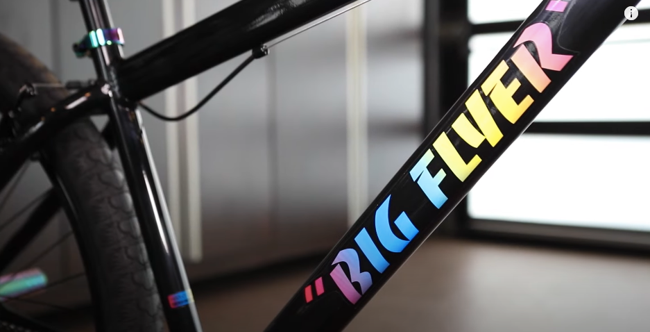 Cargar video: Unboxing the SE Beast Mode Ripper